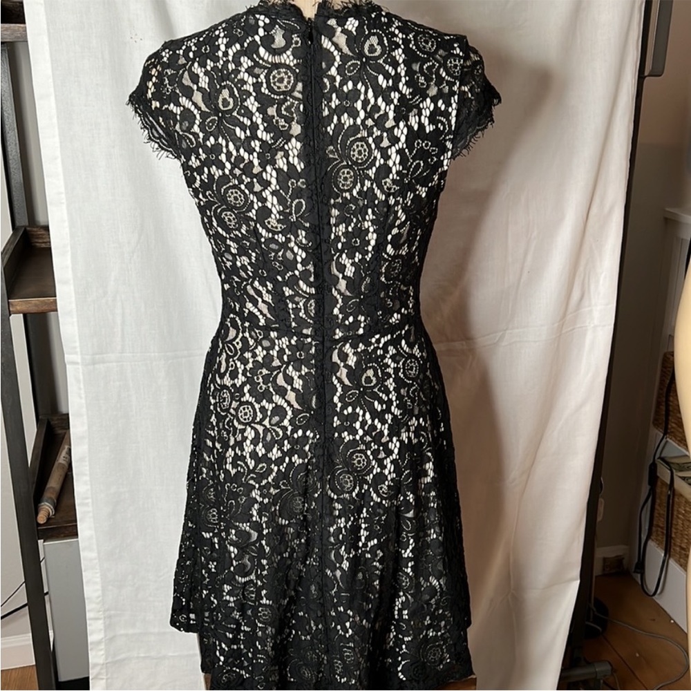 H&M lace overlay dress like new. Small